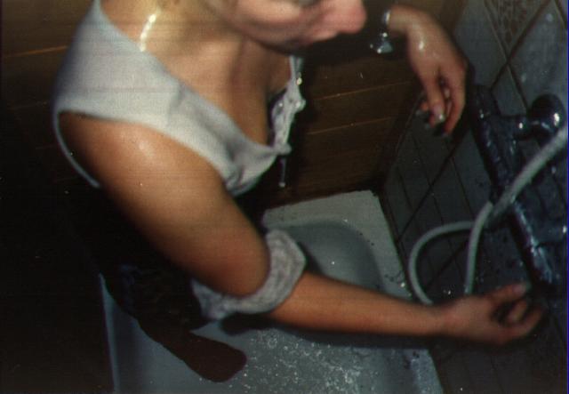 Sandra ganz gemein unter der Dusche erwischt