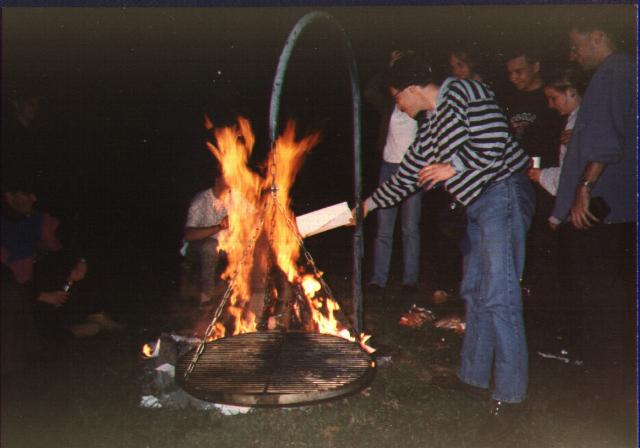 Burn in Fire, Friess...